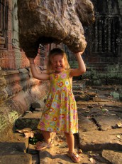 Kambodscha, Angkor. Reis und Nudeln erhöhen Amelies Leistungsfähigkeit.