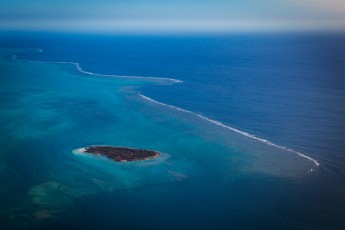 Die streng geschützte 'Green Island' inmitten der Lagune von Neukaledonien.

