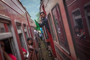 A stop on the way to Kandy.