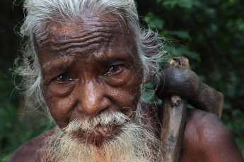 The Vedda Yota Bandiya says he is 95 years old and thus the oldest member of the tribe.