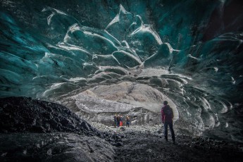 The entrance to the ice cave in the Vatnajökull.