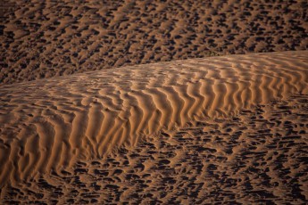 Die Wüste formt wunderschöne vergängliche Kunstwerke.